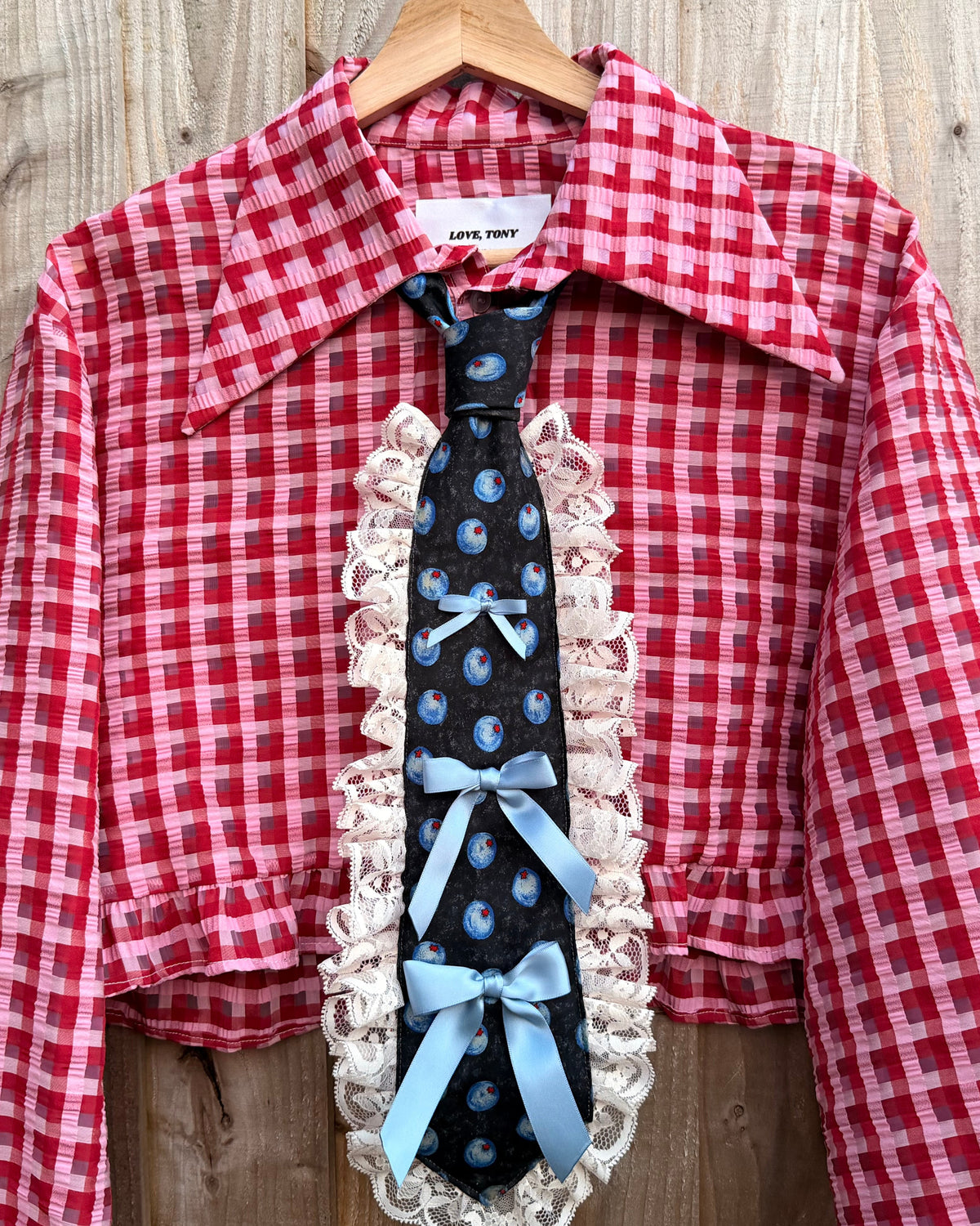 Blueberry Dreams Tie